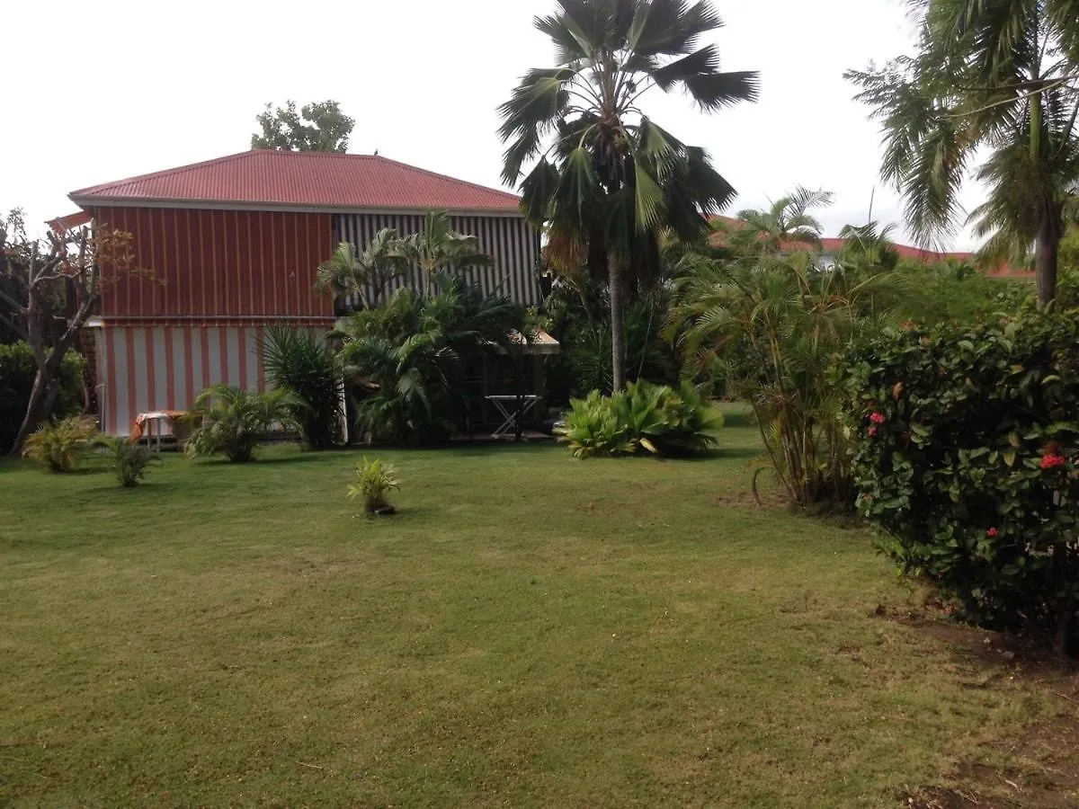 Daire Appartement Terrasse A La Marina Proche Commodites Saint-Francois
